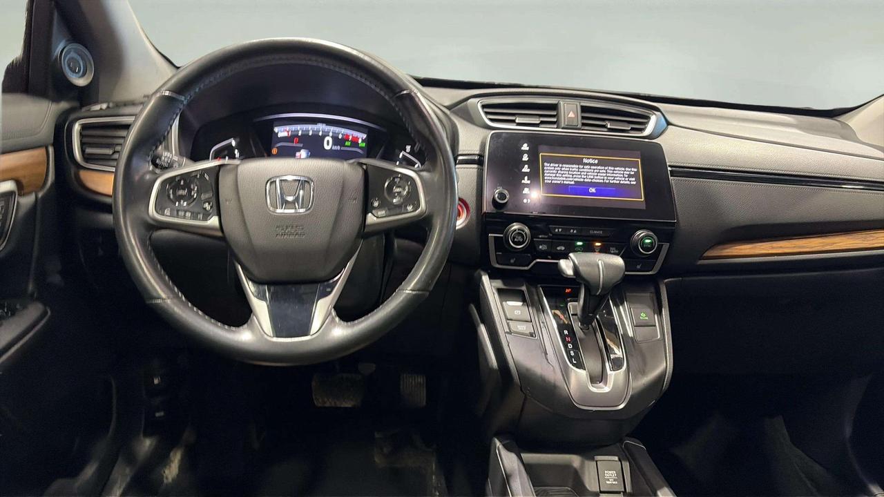 2019 Honda CR-V TOURING | SUNROOF| 18 SERVICE REC | LEATHER Photo