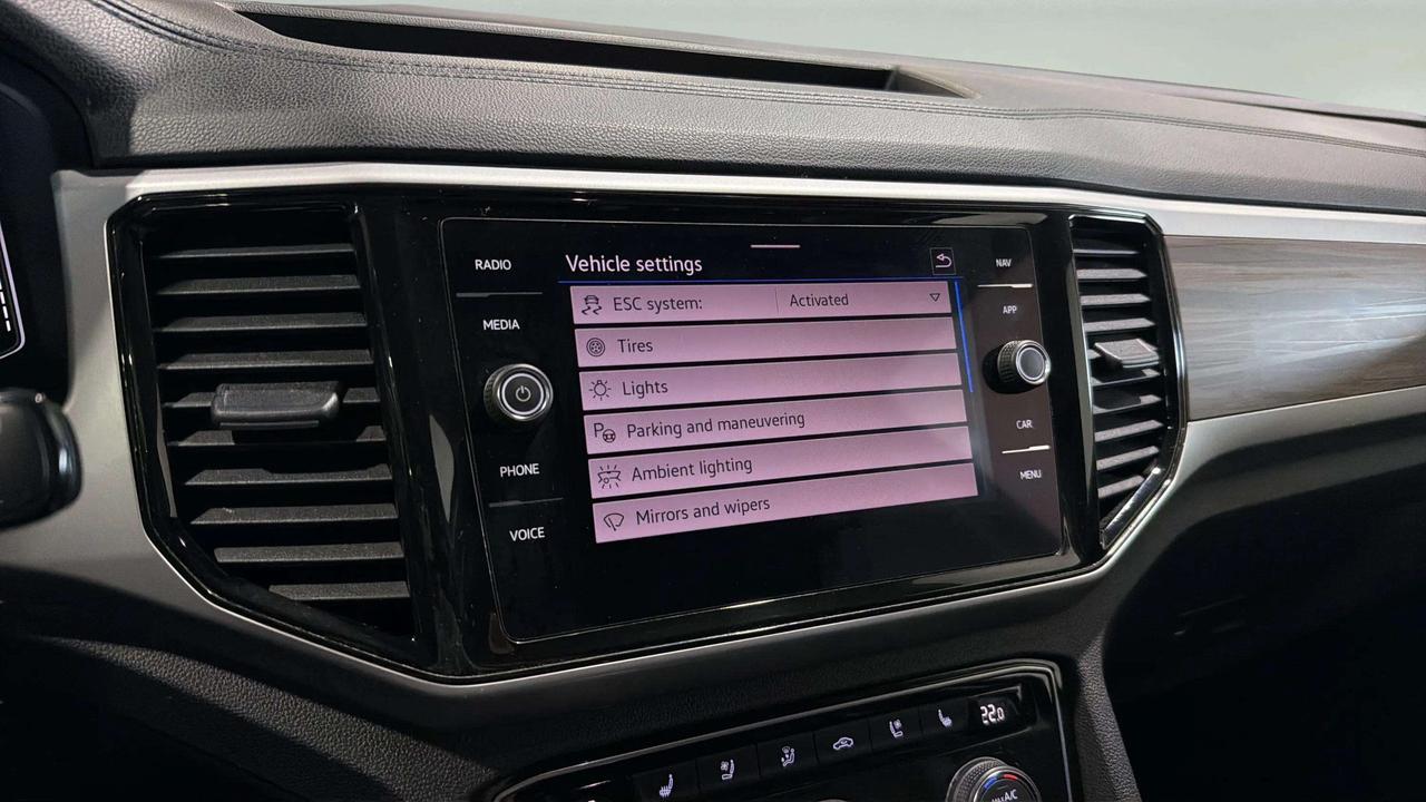 2022 Volkswagen Atlas HIGHLINE | CLEAN CARFAX | STARTER | CARPLAY Photo