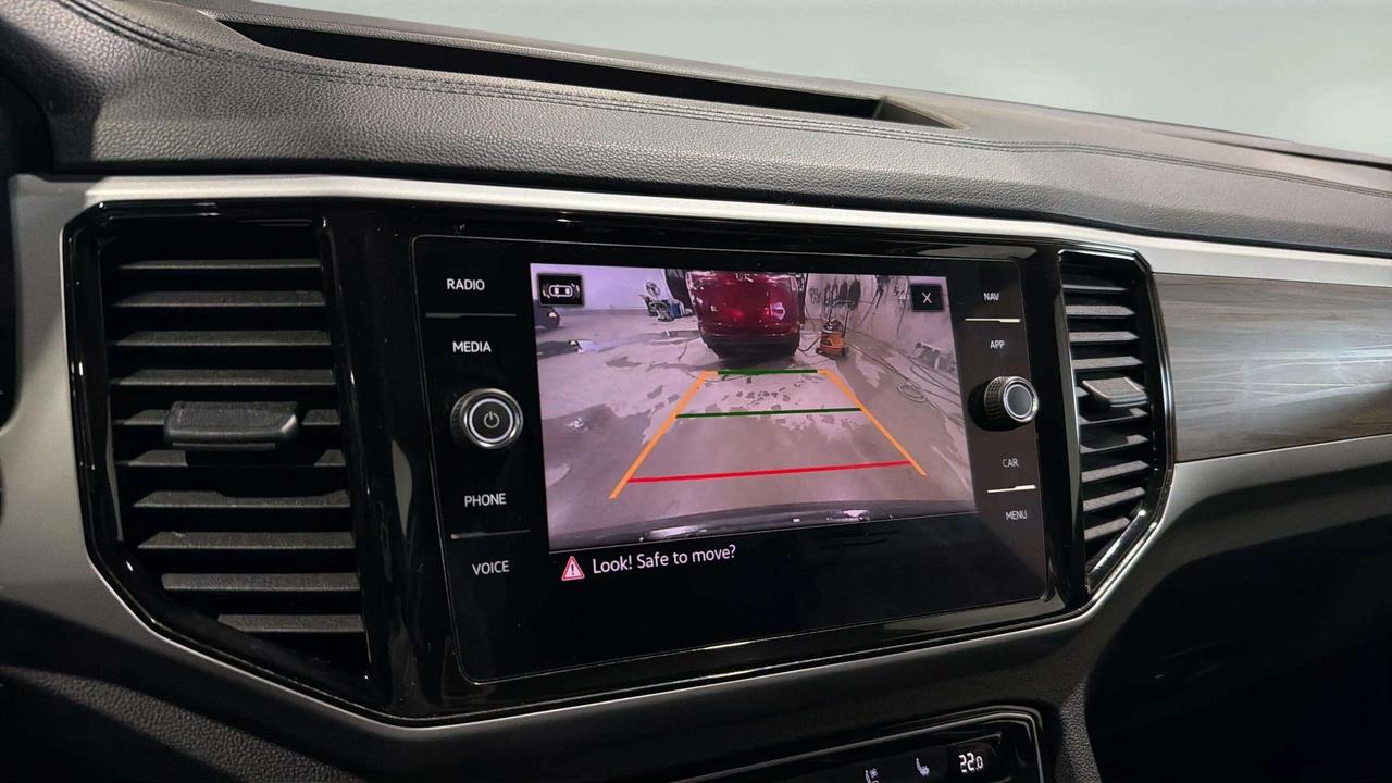 2022 Volkswagen Atlas HIGHLINE | CLEAN CARFAX | STARTER | CARPLAY Photo