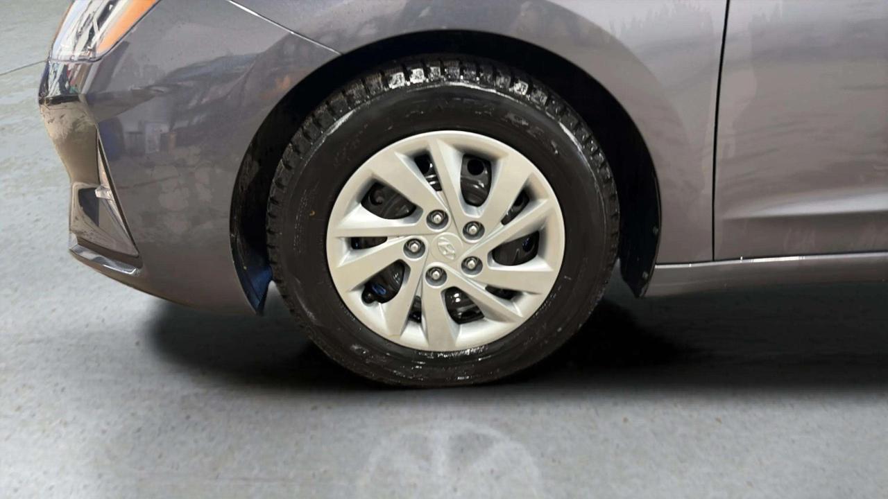 2020 Hyundai Elantra ESSENTIAL | HEATED SEATS | CARPLAY | CLEAN CARFAX Photo