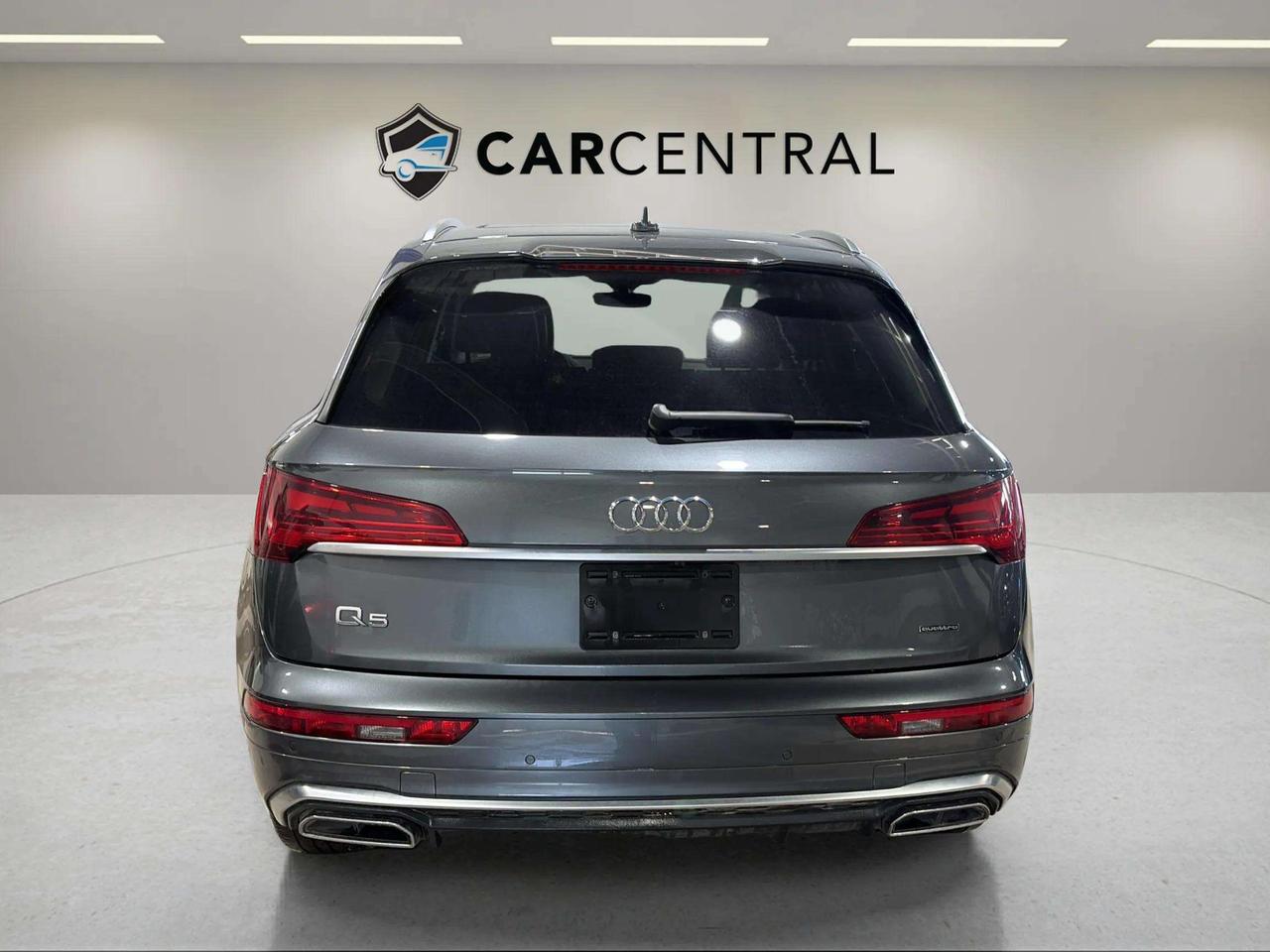 2022 Audi Q5 PROGRESSIV | S LINE | PANO ROOF | CLEAN CARFAX | Photo3