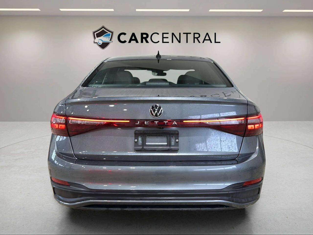 2025 Volkswagen Jetta COMFORTLINE | SPORT | PANO ROOF | BLACK ALLOYS Photo