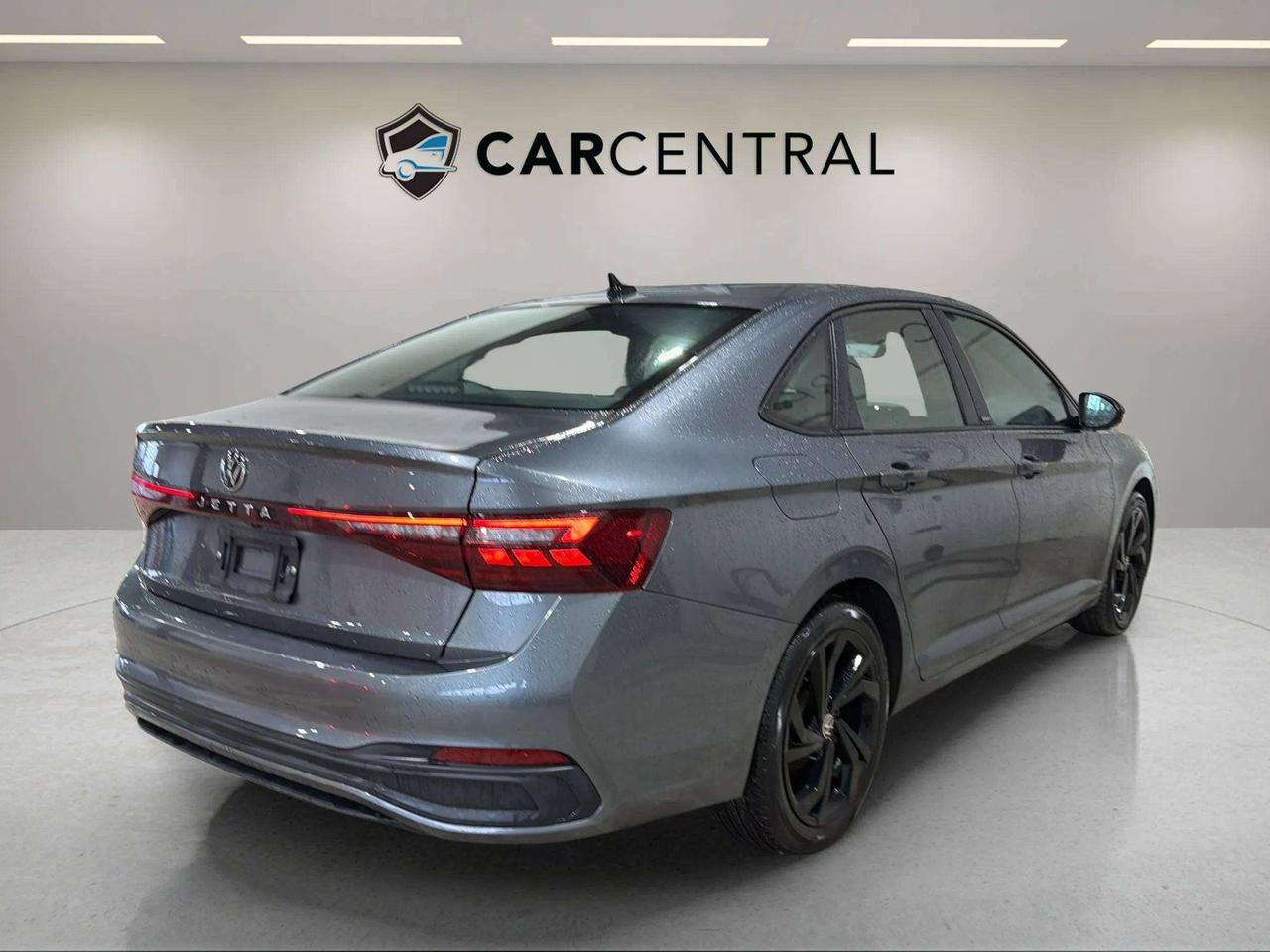 2025 Volkswagen Jetta COMFORTLINE | SPORT | PANO ROOF | BLACK ALLOYS Photo