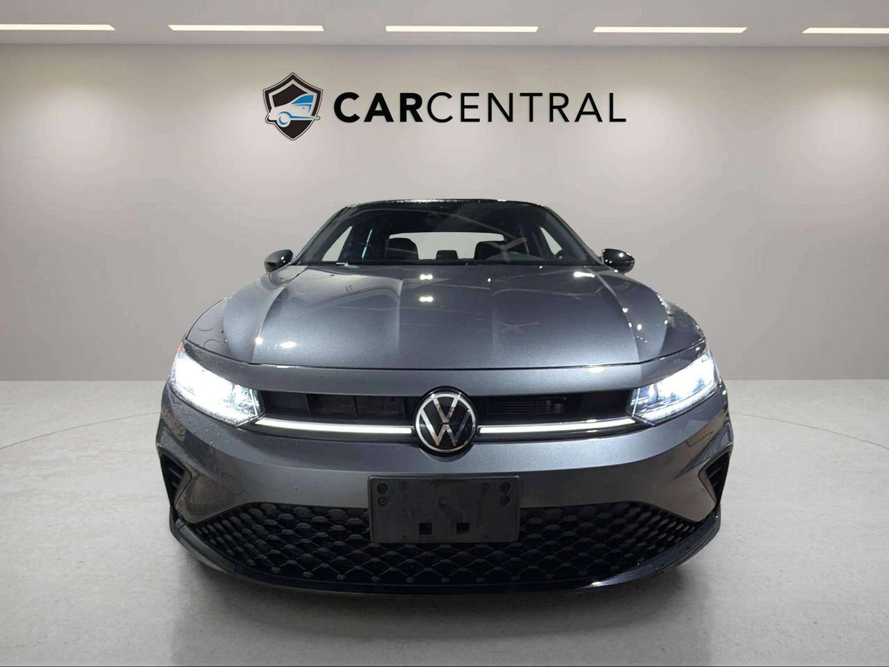 2025 Volkswagen Jetta COMFORTLINE | SPORT | PANO ROOF | BLACK ALLOYS Photo