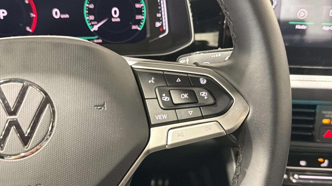 2025 Volkswagen Jetta COMFORTLINE | SPORT | PANO ROOF | BLACK ALLOYS Photo