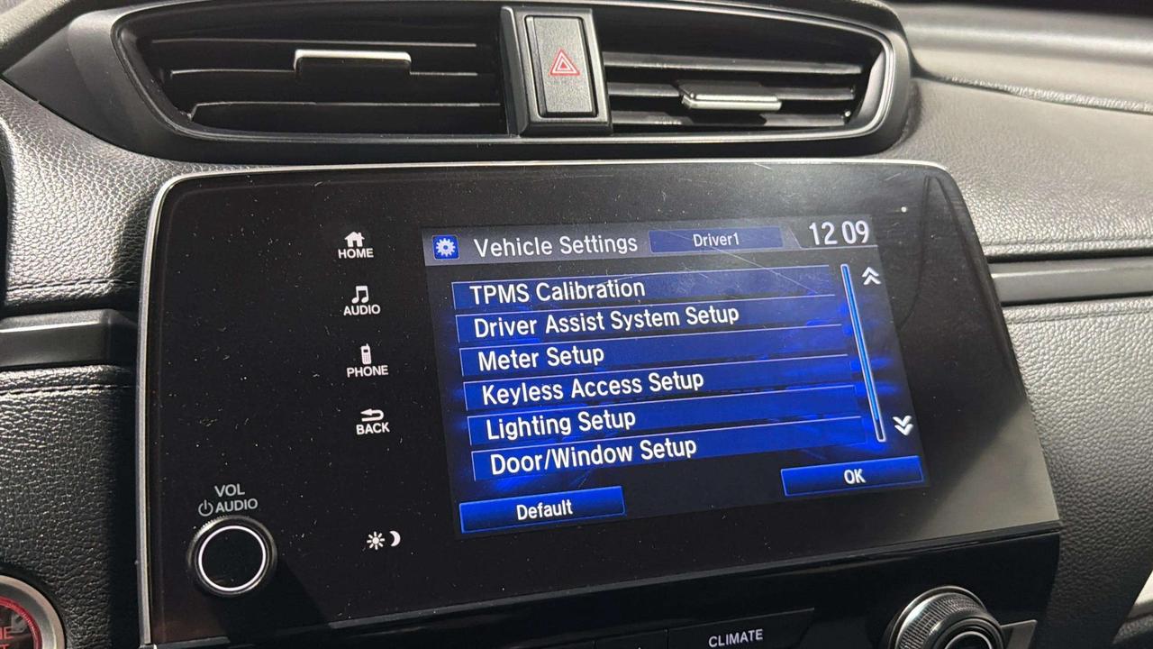 2020 Honda CR-V LX | AWD | CLEAN CARFAX | HTD SEATS| CARPLAY Photo