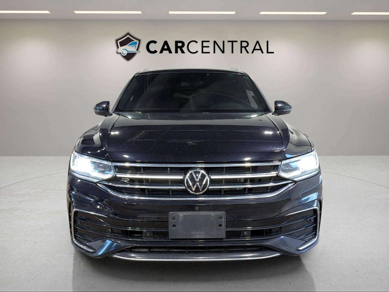 2023 Volkswagen Tiguan HIGHLINE | R LINE | CLEAN CARFAX | PANO |360 Photo