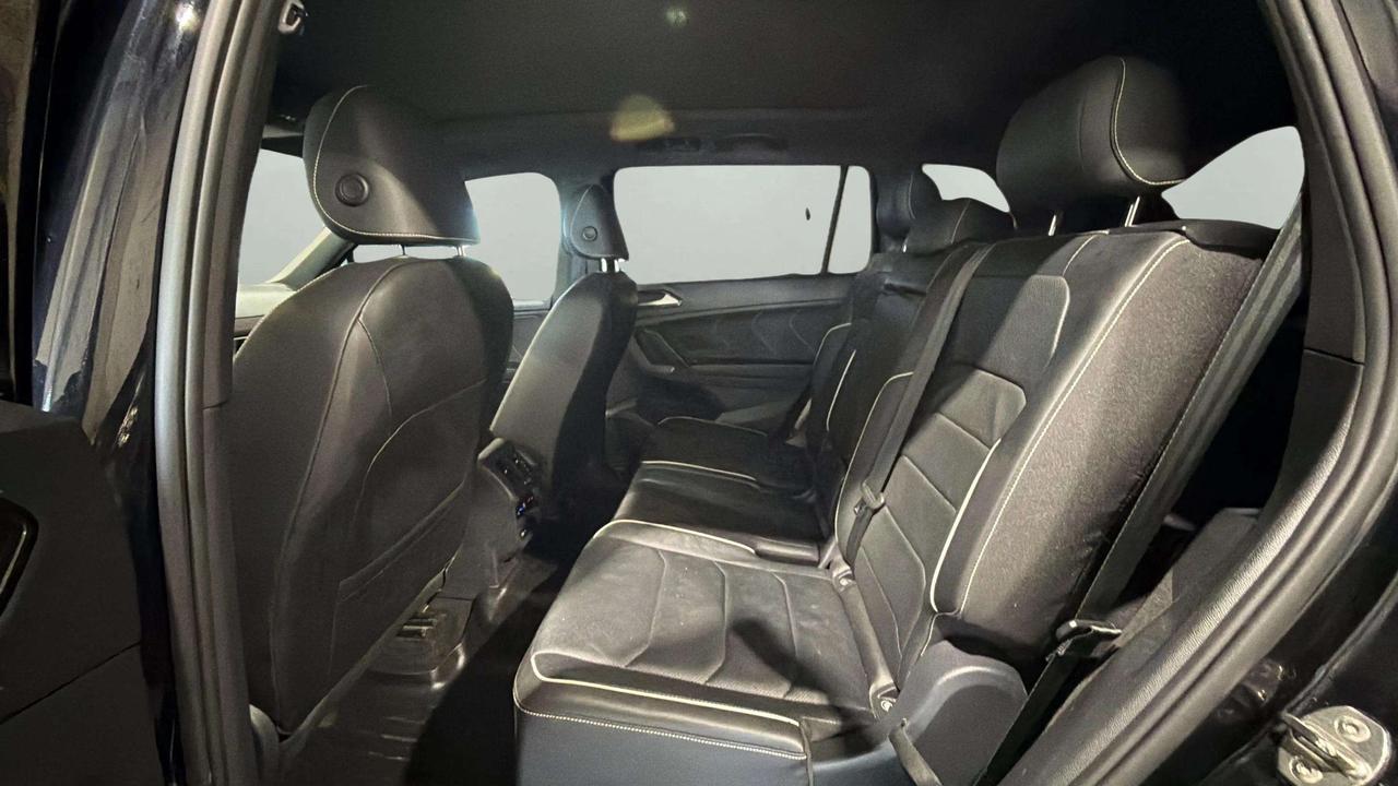 2023 Volkswagen Tiguan HIGHLINE | R LINE | CLEAN CARFAX | PANO |360 Photo