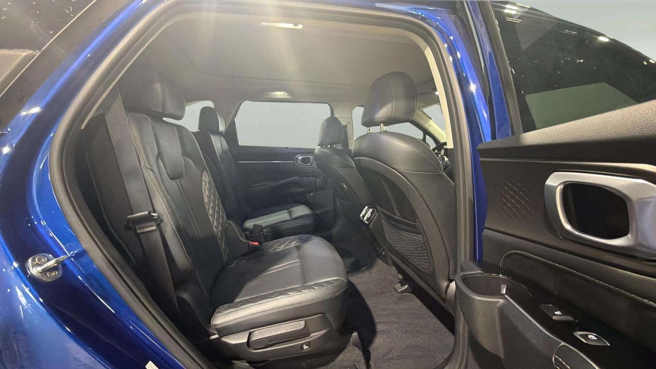 2023 Kia Sorento SX | CLEAN CARFAX| LEATHER | 9 SERVICE| 1 OWNER Photo