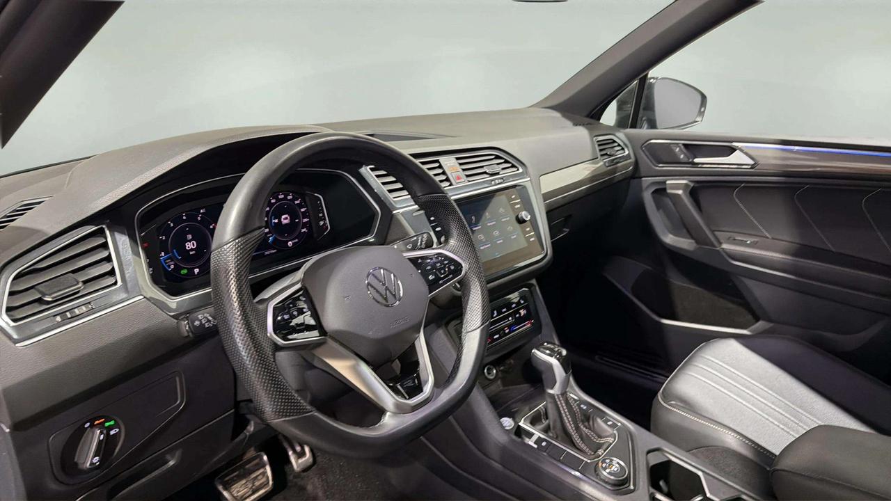 2024 Volkswagen Tiguan COMFORTLINE R LINE BLACK EDITION | CLEAN CARFAX | Photo