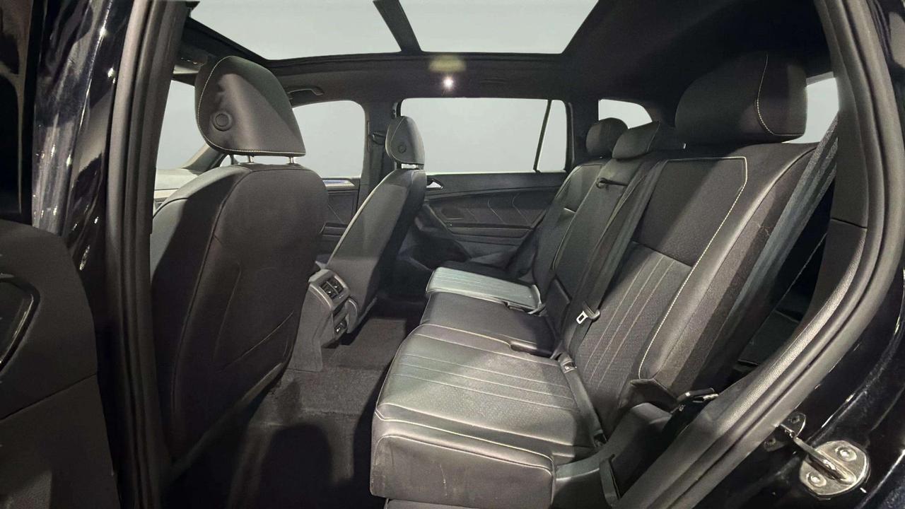2024 Volkswagen Tiguan COMFORTLINE R LINE BLACK EDITION | CLEAN CARFAX | Photo