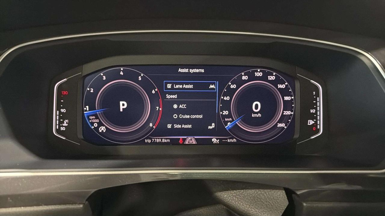 2024 Volkswagen Tiguan COMFORTLINE R LINE BLACK EDITION | CLEAN CARFAX | Photo