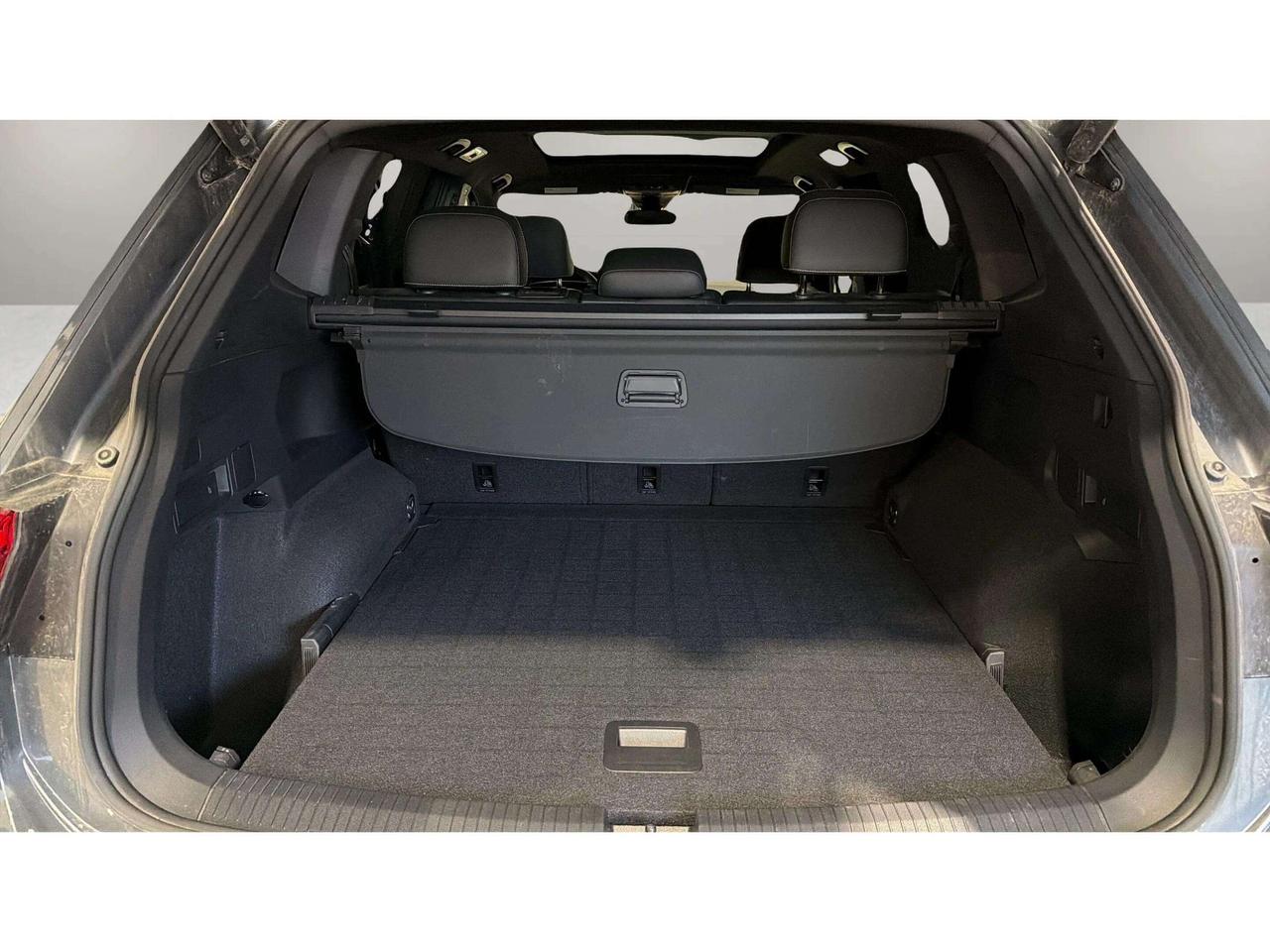 2024 Volkswagen Tiguan COMFORTLINE R LINE BLACK EDITION | CLEAN CARFAX | Photo