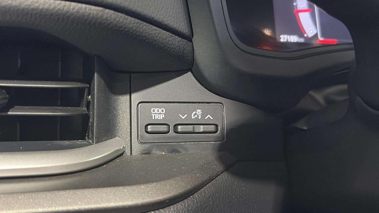 2025 Toyota Grand Highlander XLE | AWD | LEATHER | 8 PASSENGER | CLEAN CARFAX | Photo