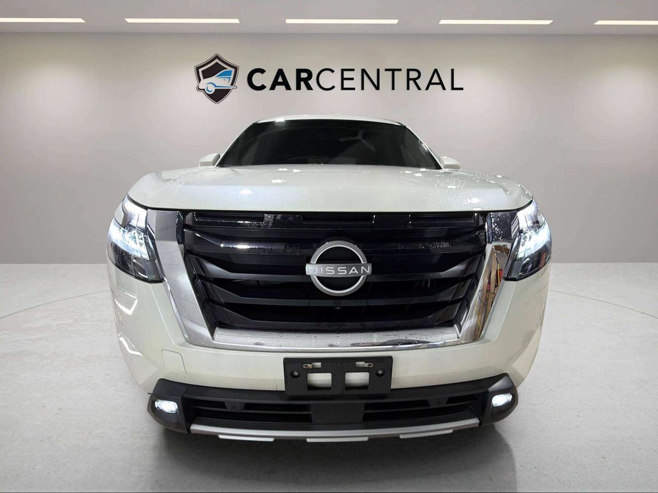 2024 Nissan Pathfinder PLATINUM | 360 | CLEAN CARFAX | PRO PILOT | LOW KM Photo