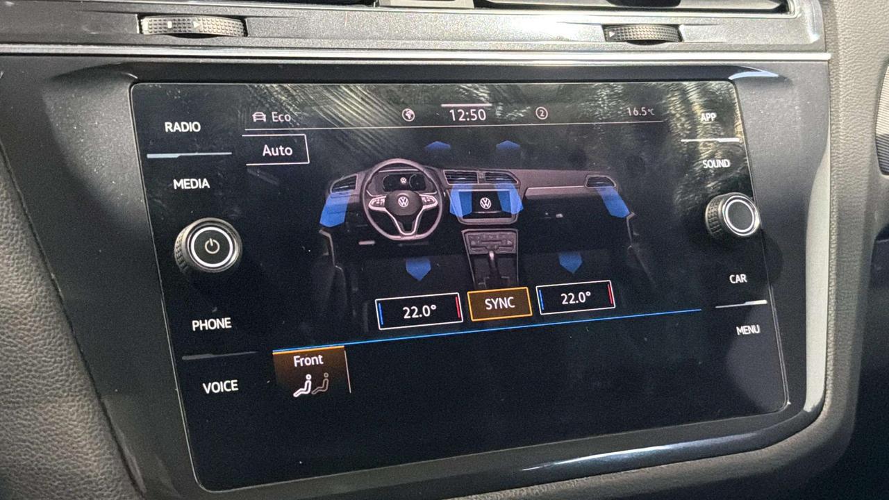 2023 Volkswagen Tiguan COMFORTLINE | R LINE | CLEAN CARFAX| PANO| CARPLAY Photo