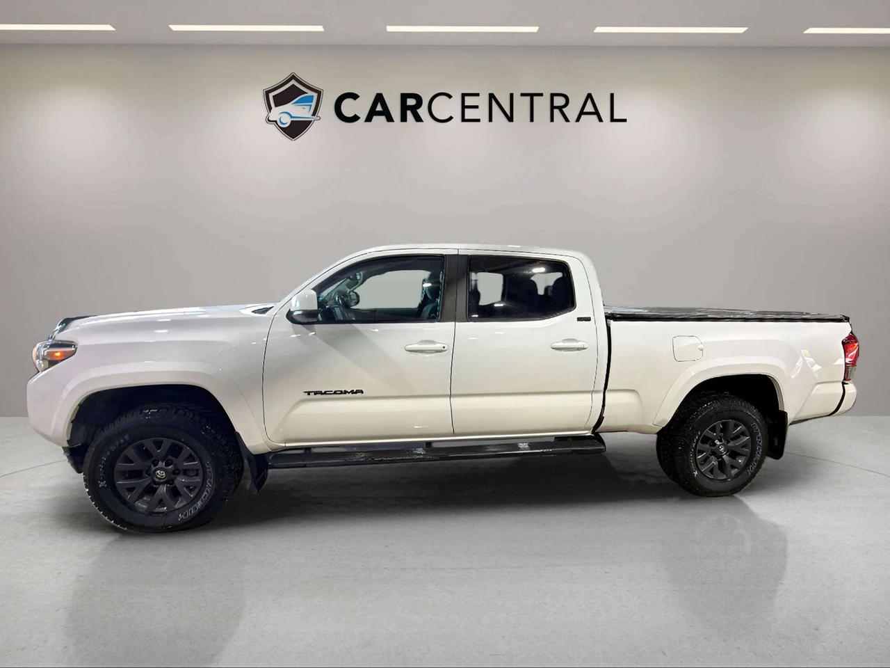 2020 Toyota Tacoma 4X4 | CLEAN CARFAX | HTD SEATS | 23 SERVICE REC Photo5