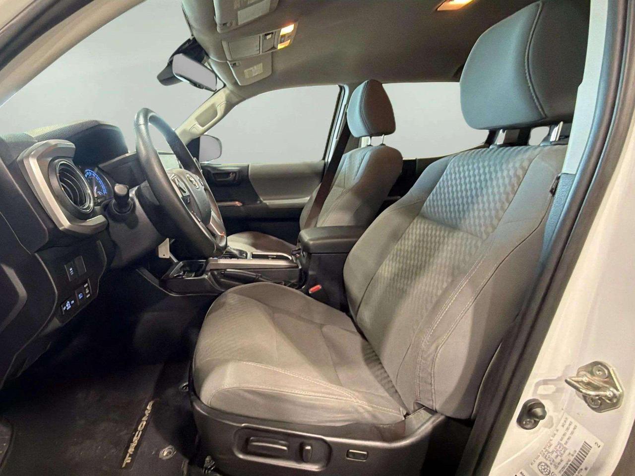 2020 Toyota Tacoma 4X4 | CLEAN CARFAX | HTD SEATS | 23 SERVICE REC Photo