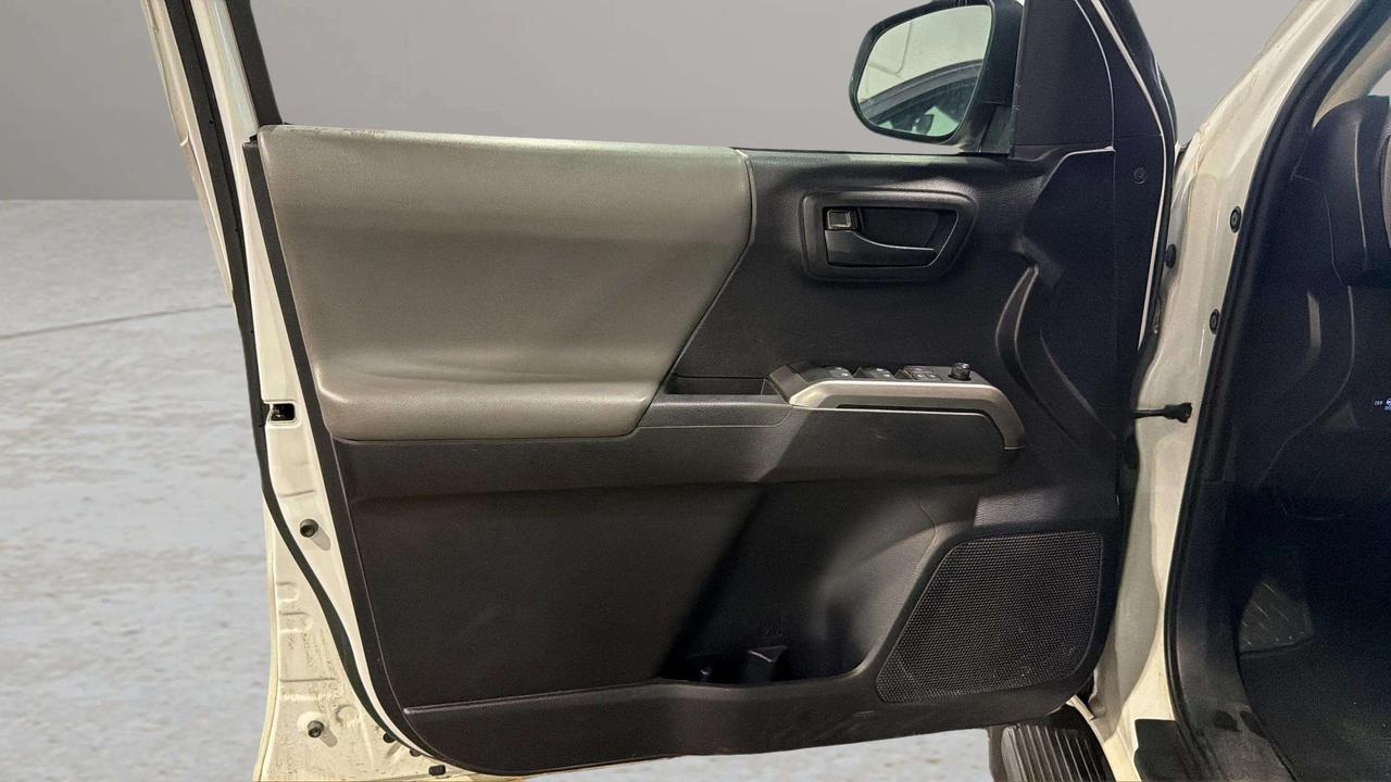 2020 Toyota Tacoma 4X4 | CLEAN CARFAX | HTD SEATS | 23 SERVICE REC Photo