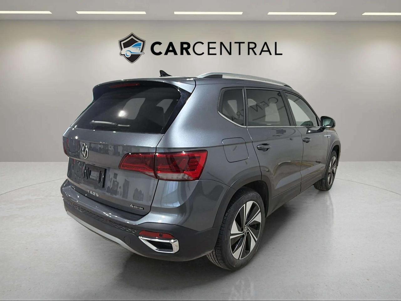 2024 Volkswagen Taos HIGHLINE | CLEAN CARFAX | PANO | CARPLAY | VENT SE Photo