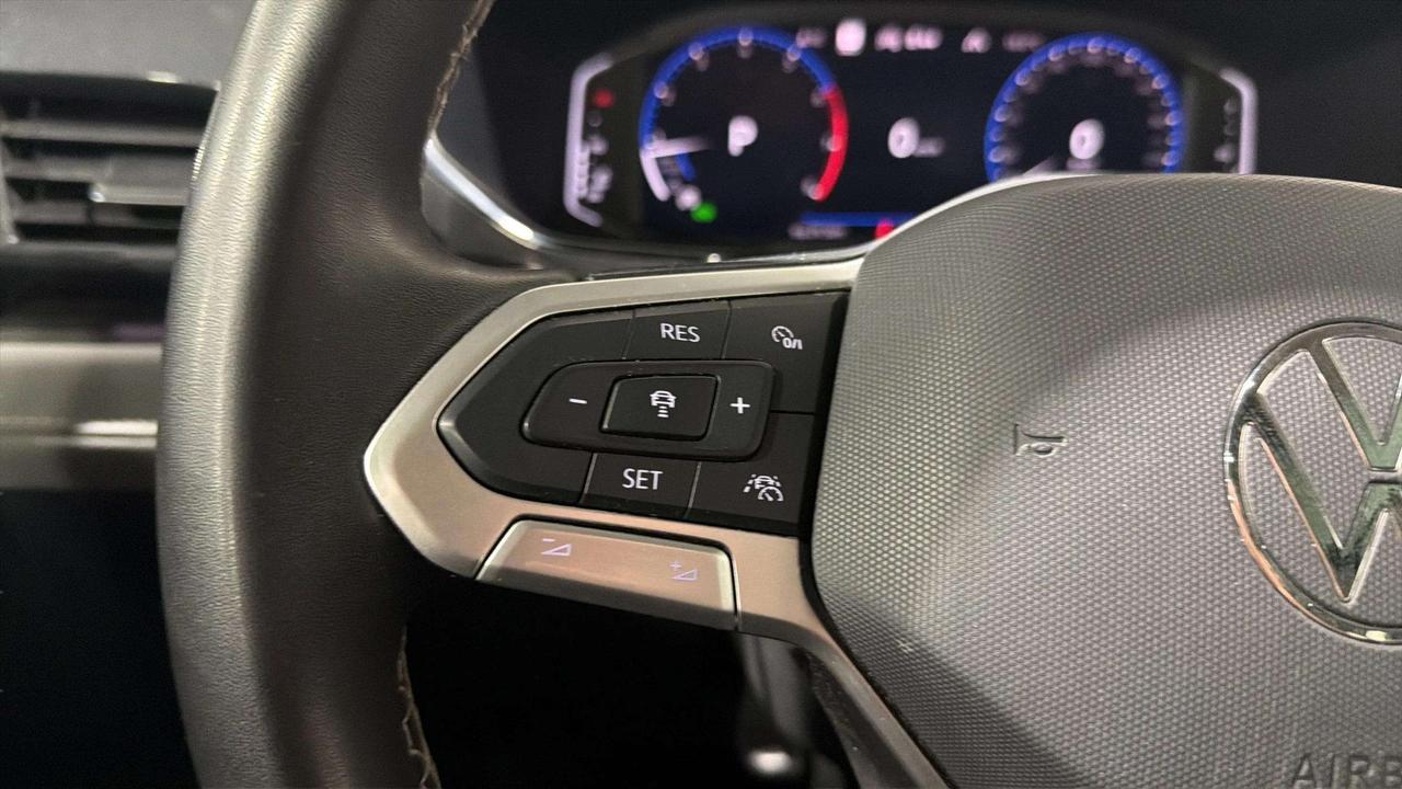 2024 Volkswagen Taos HIGHLINE | CLEAN CARFAX | PANO | CARPLAY | VENT SE Photo