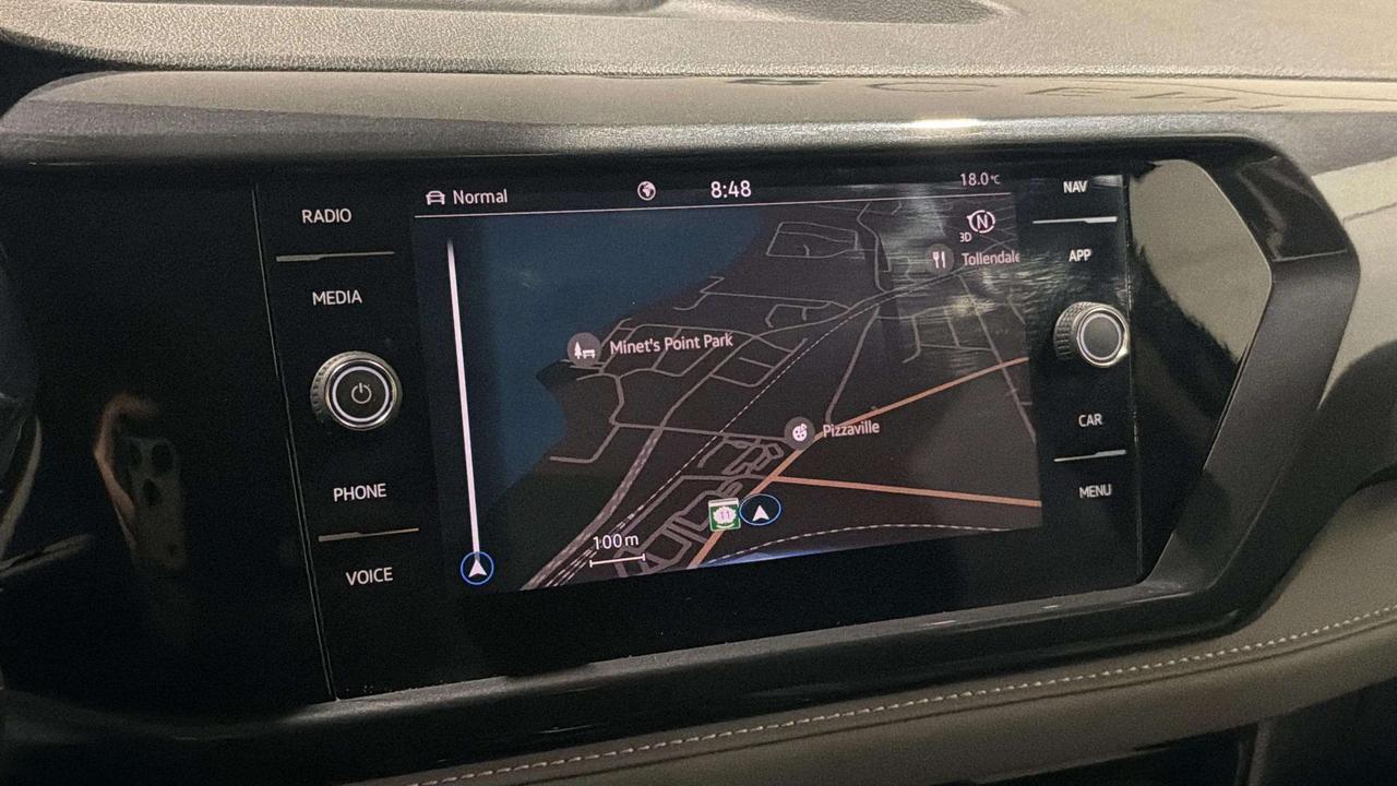 2024 Volkswagen Taos HIGHLINE | CLEAN CARFAX | PANO | CARPLAY | VENT SE Photo