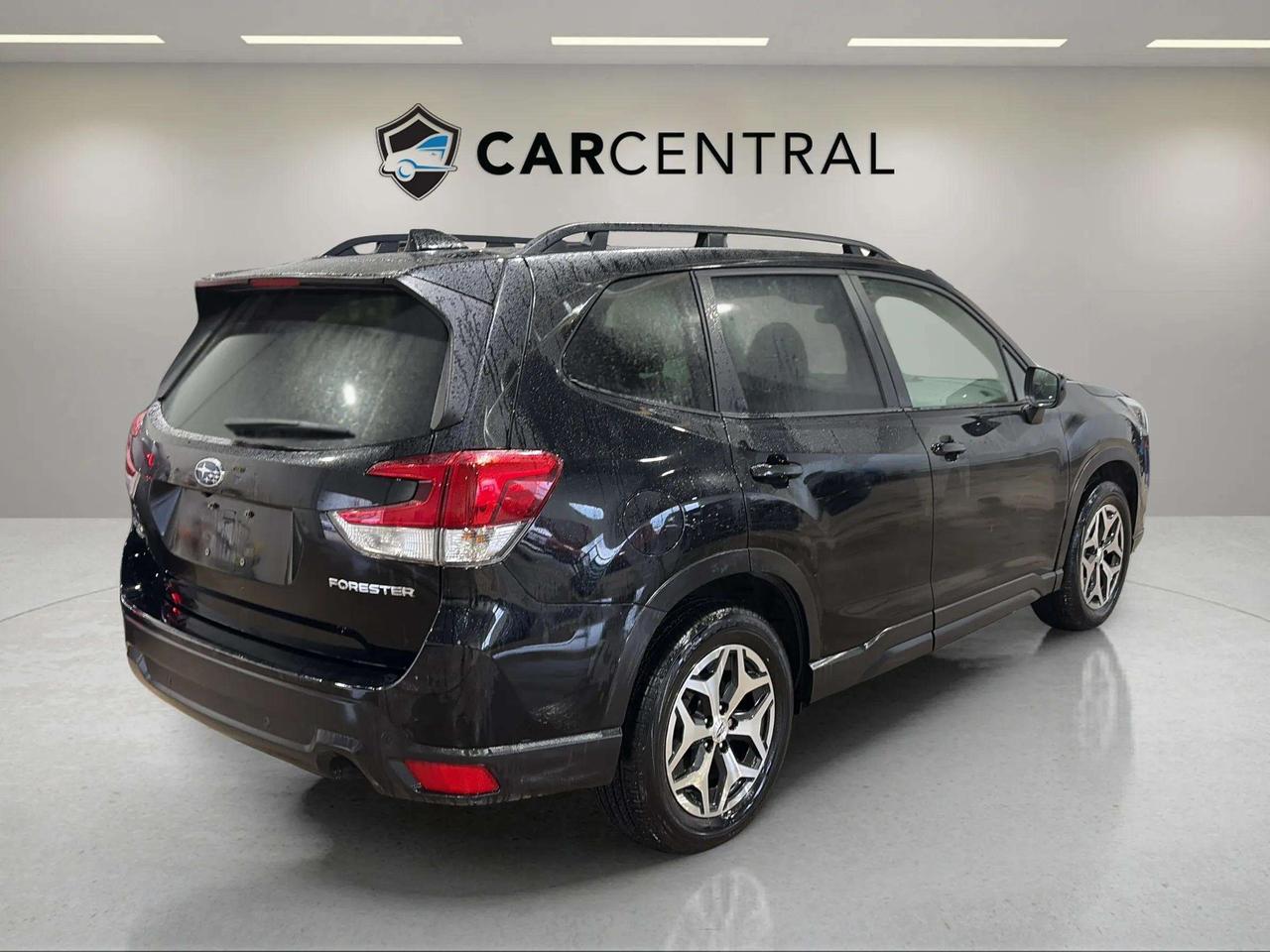 2024 Subaru Forester TOURING|CLEAN CARFAX|SUNROOF|LOW KMS|ADAP CRUISE Photo4