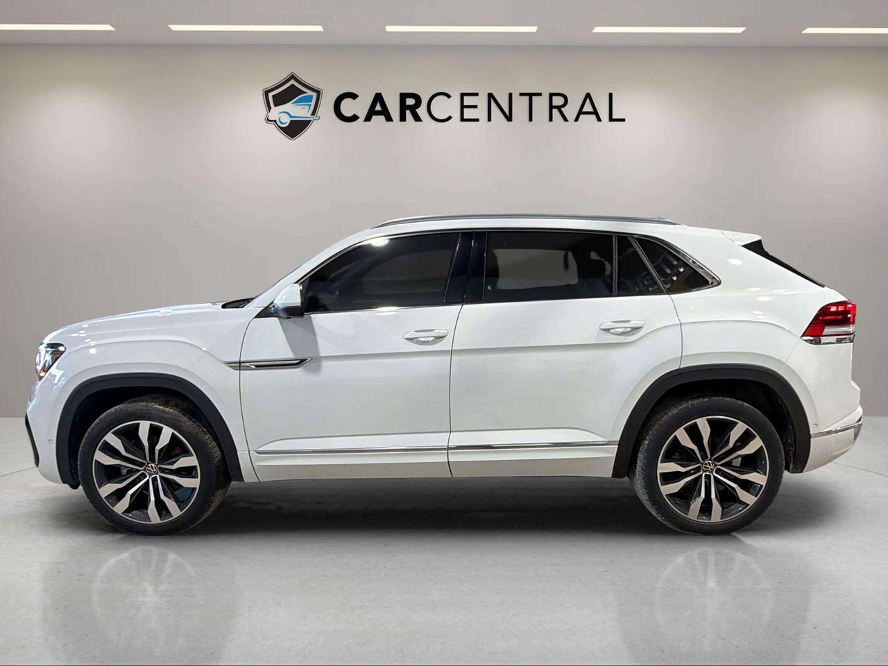 2021 Volkswagen Atlas Cross Sport EXECLINE| CLEAN CARFAX| 360| VENT SEATS| PANO| Photo