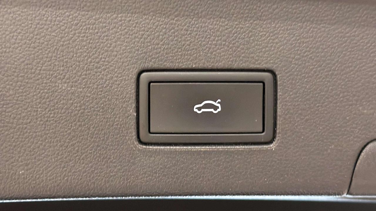 2021 Volkswagen Atlas Cross Sport EXECLINE| CLEAN CARFAX| 360| VENT SEATS| PANO| Photo