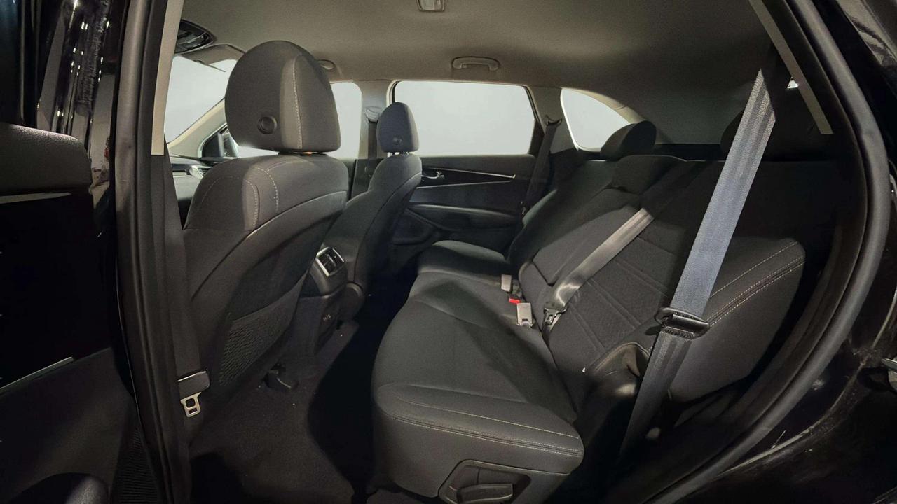 2020 Kia Sorento LX | LOW KMS| CLEAN CARFAX| 1 OWNER | AWD| Photo