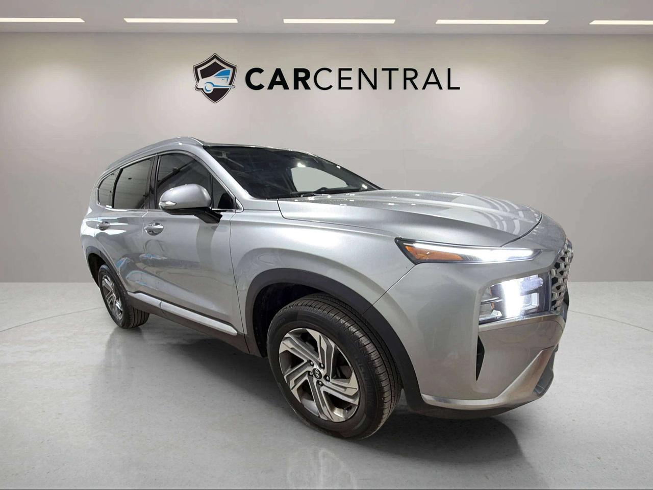 2021 Hyundai Santa Fe PREFERRED| CLEAN CARFAX| HTD SEATS | CARPLAY Photo