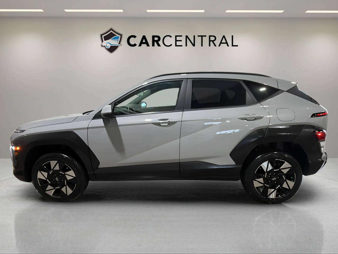 2024 Hyundai KONA PREFERRED | AWD | CLEAN CARFAX| 1 OWNER | CARPLAY Photo