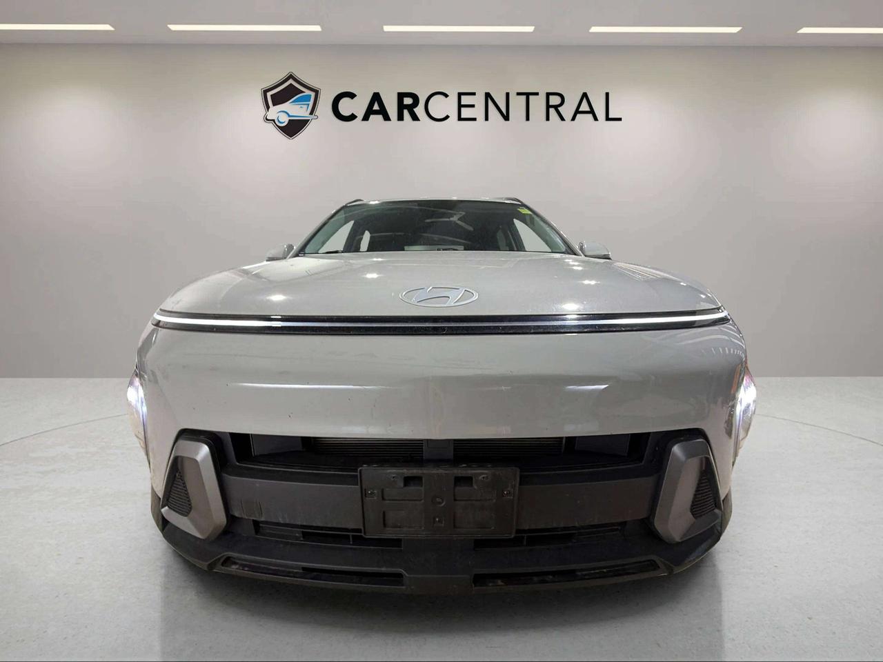 2024 Hyundai KONA PREFERRED | AWD | CLEAN CARFAX| 1 OWNER | CARPLAY Photo