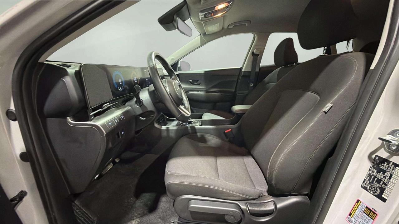 2024 Hyundai KONA PREFERRED | AWD | CLEAN CARFAX| 1 OWNER | CARPLAY Photo