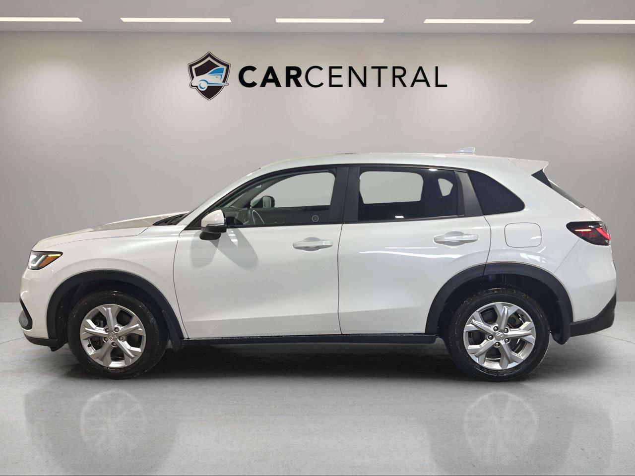 2023 Honda HR-V LX | AWD | CLEAN CARFAX | CARPLAY | HTD SEATS Photo