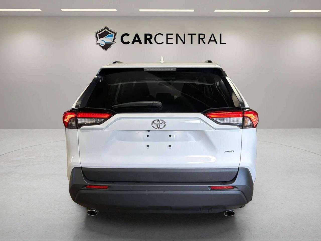 2022 Toyota RAV4 XLE | AWD | SUNROOF | 1 OWNER | CLEAN CARFAX | Photo