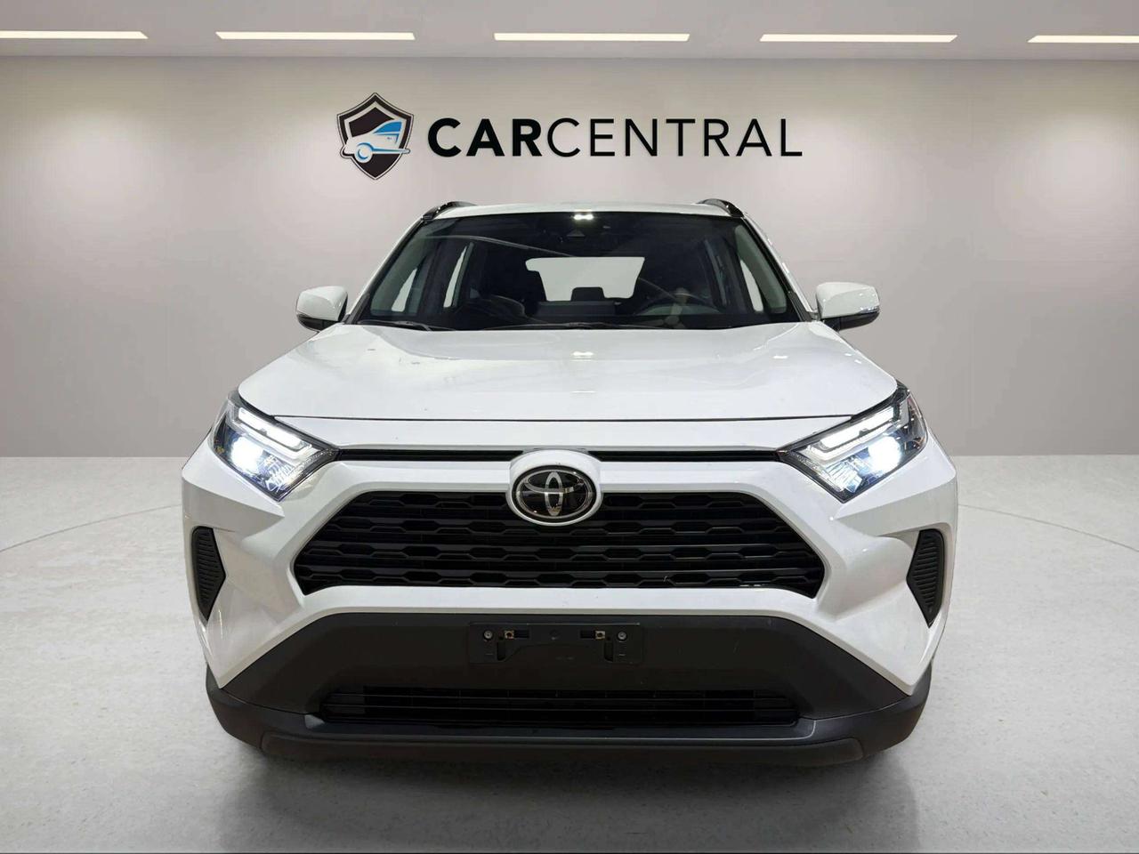 2022 Toyota RAV4 XLE | AWD | SUNROOF | 1 OWNER | CLEAN CARFAX | Photo
