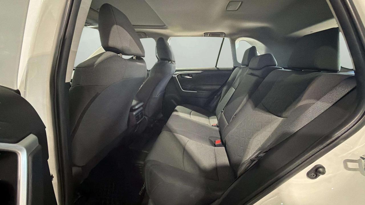 2022 Toyota RAV4 XLE | AWD | SUNROOF | 1 OWNER | CLEAN CARFAX | Photo