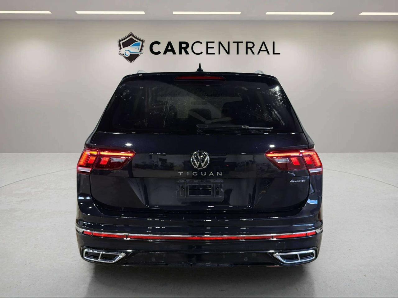 2023 Volkswagen Tiguan HIGHLINE | R-LINE | AWD | LEATHER | CLEAN CARFAX | Photo