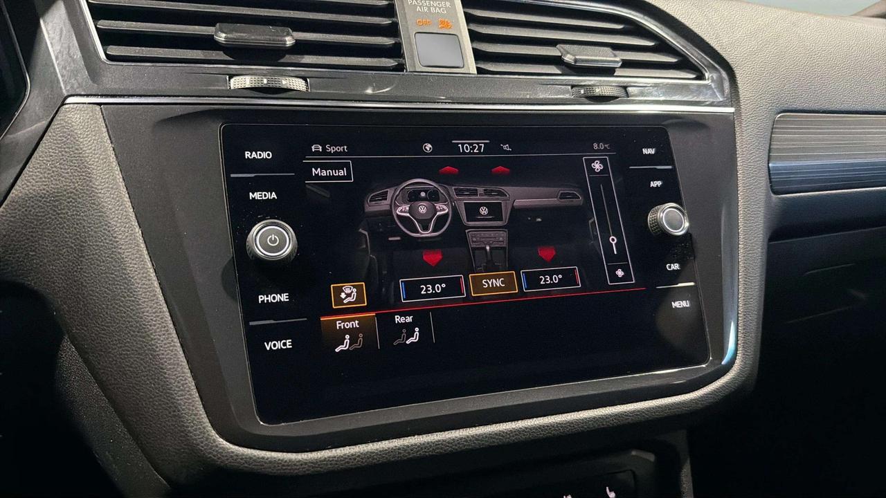 2023 Volkswagen Tiguan HIGHLINE | R-LINE | AWD | LEATHER | CLEAN CARFAX | Photo