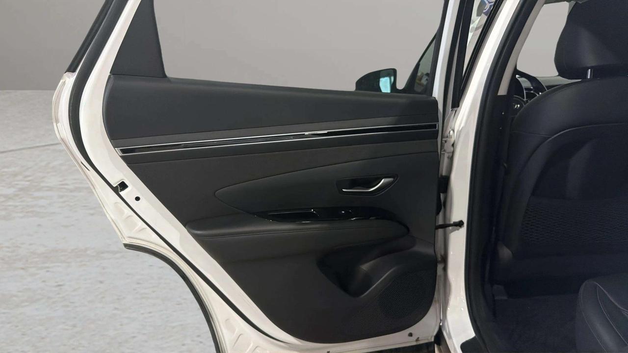 2024 Hyundai Tucson TREND | AWD | LEATHER | ROOF | CLEAN CARFAX | Photo
