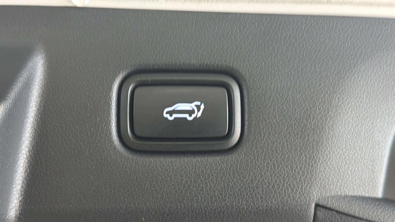 2024 Hyundai Tucson TREND | AWD | LEATHER | ROOF | CLEAN CARFAX | Photo