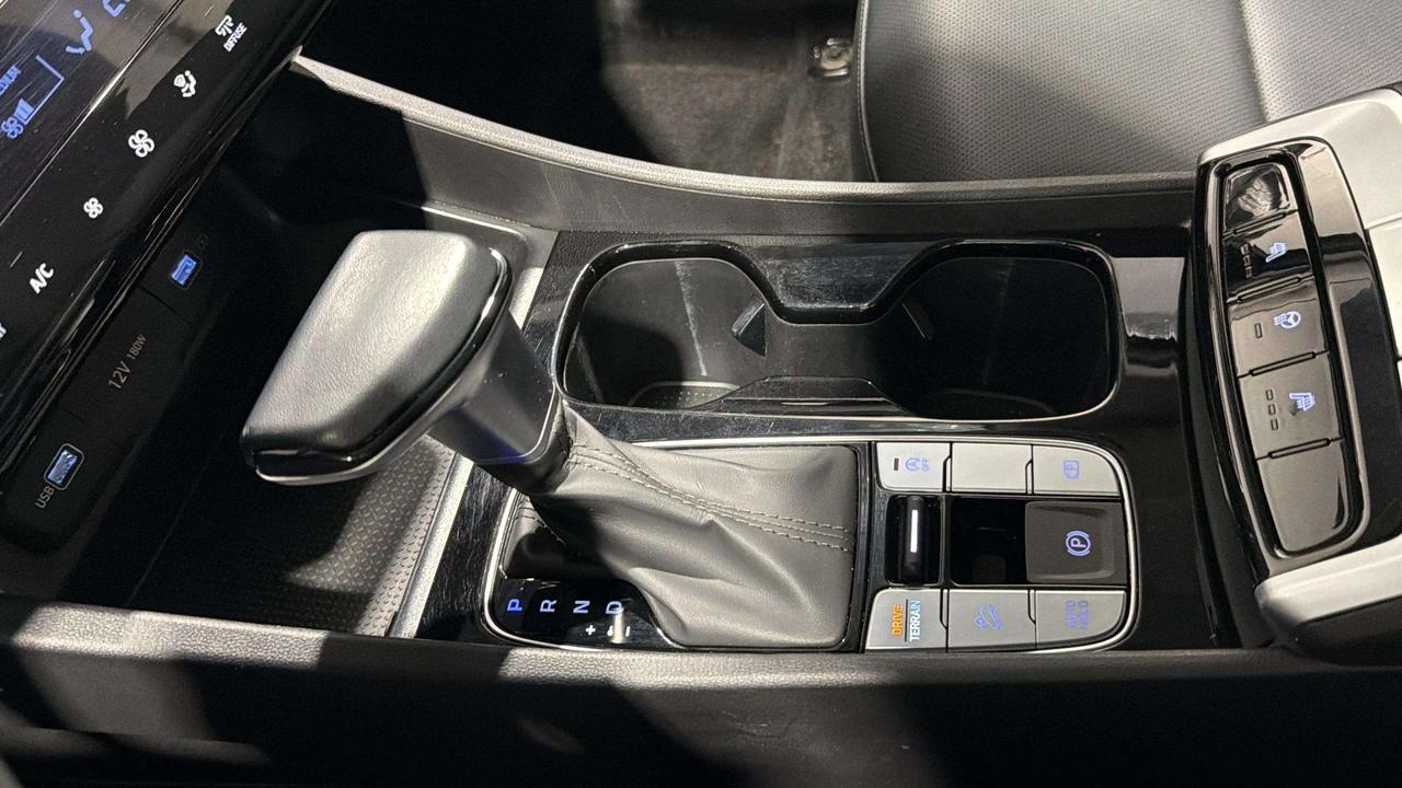 2024 Hyundai Tucson TREND | AWD | LEATHER | ROOF | CLEAN CARFAX | Photo