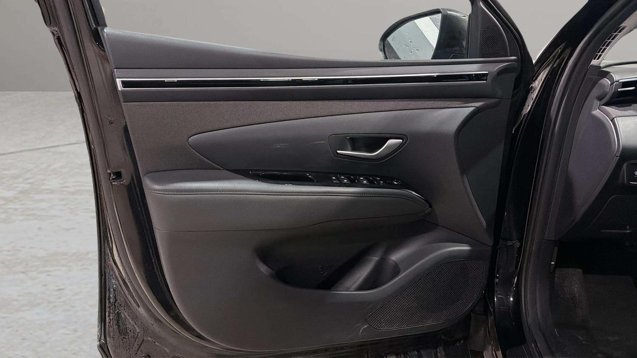 2024 Hyundai Tucson TREND | AWD | LEATHER | ROOF | CLEAN CARFAX | Photo