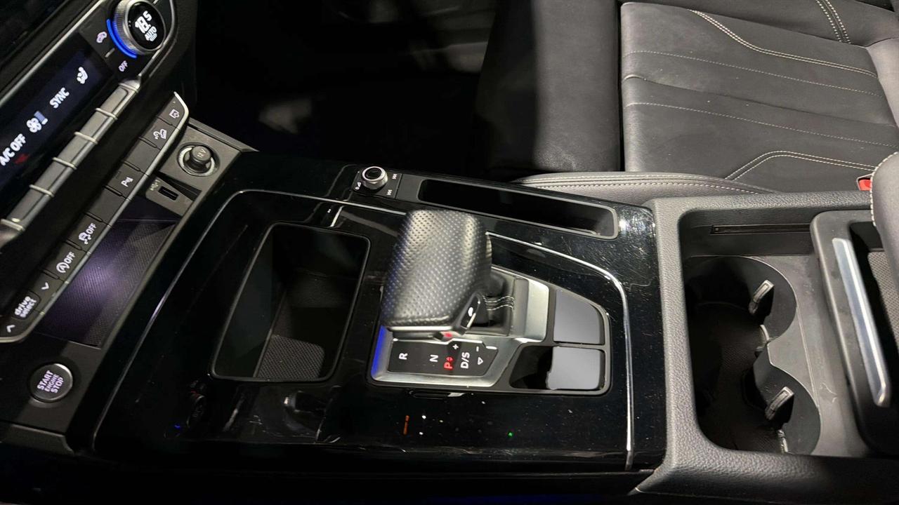 2022 Audi Q5 PROGRESSIV | CLEAN CARFAX| PANO | 360 | S LINE Photo