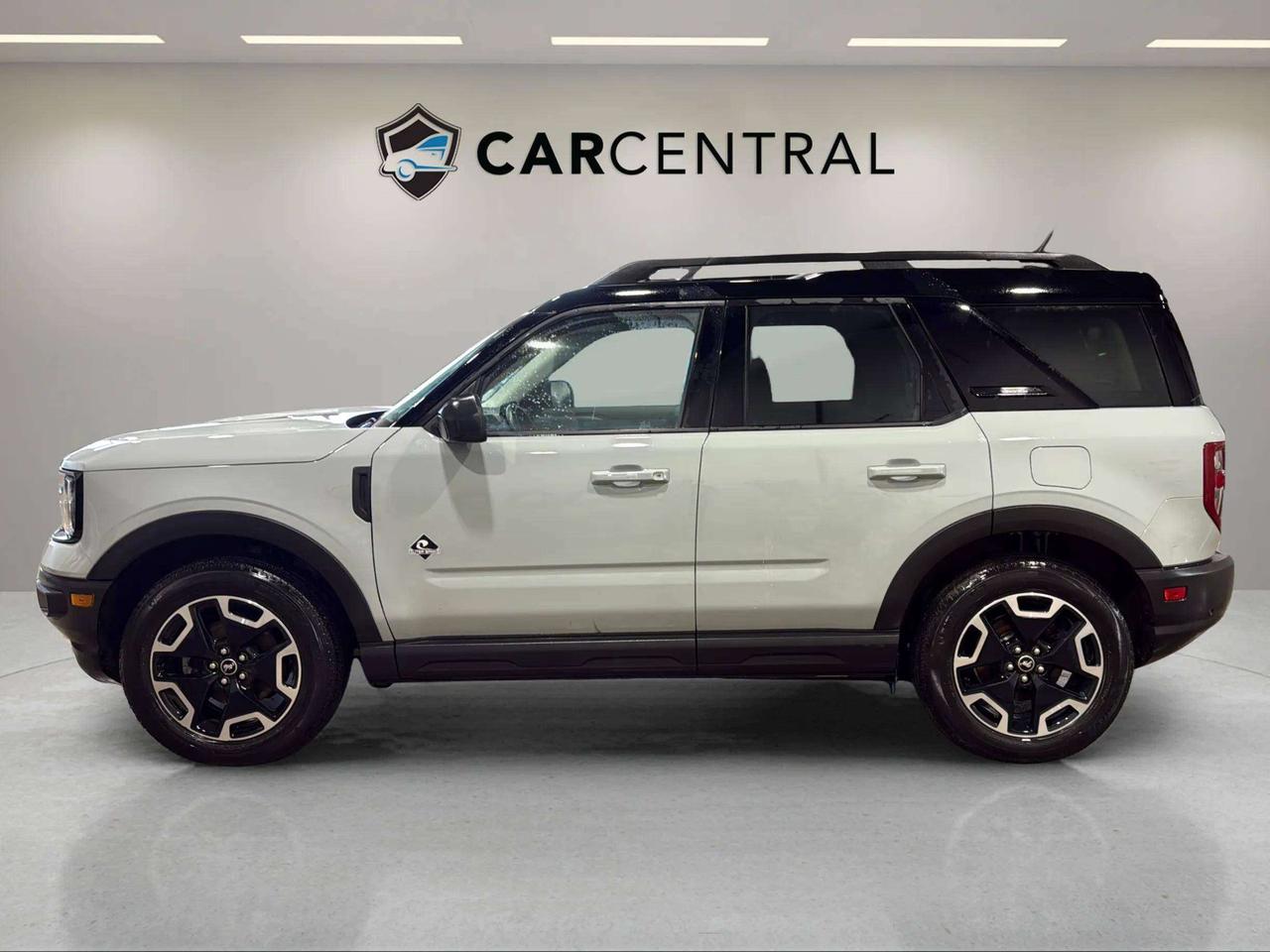 2022 Ford Bronco Sport OUTER BANKS| CLEAN CARFAX| CO-PILOT 360| TECH PACK Photo