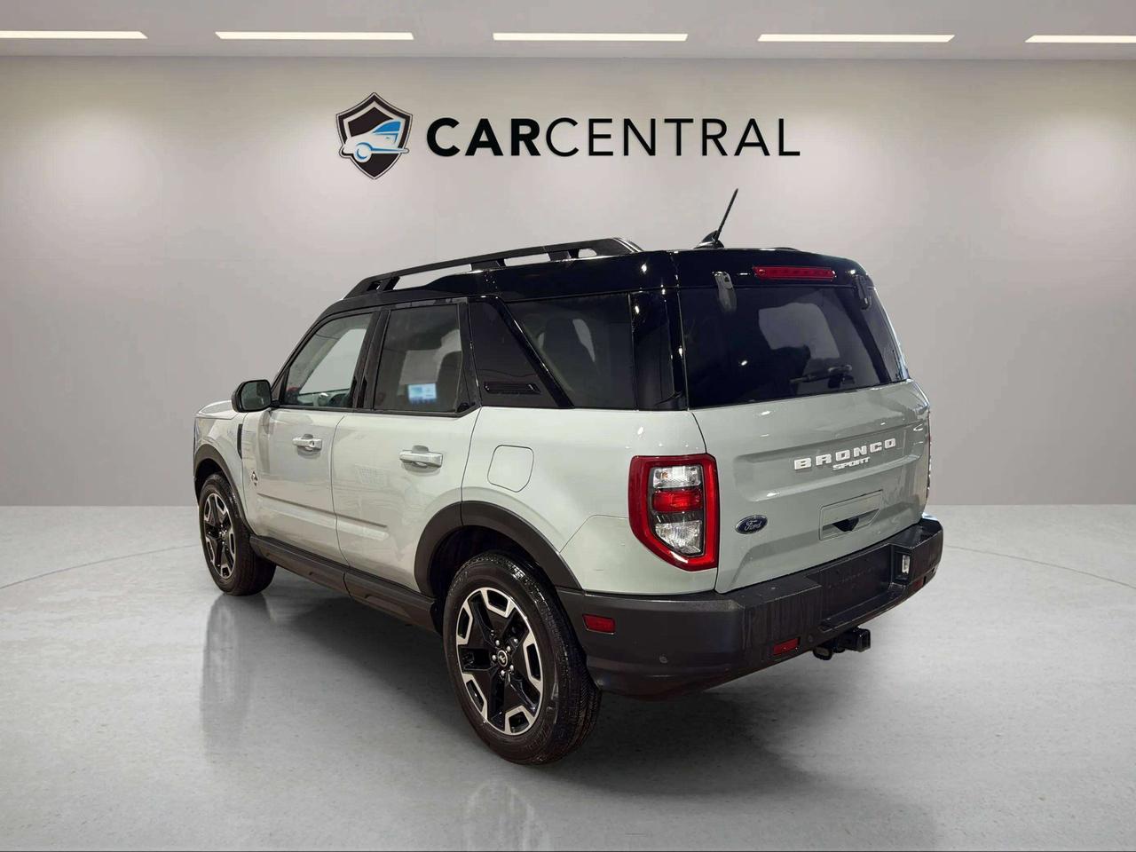 2022 Ford Bronco Sport OUTER BANKS| CLEAN CARFAX| CO-PILOT 360| TECH PACK Photo