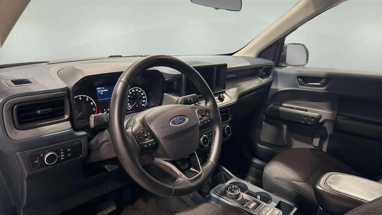 2024 Ford Maverick XLT | LUXURY PKG| BLACK APPEARANCE PKG| 18" ALLOYS Photo