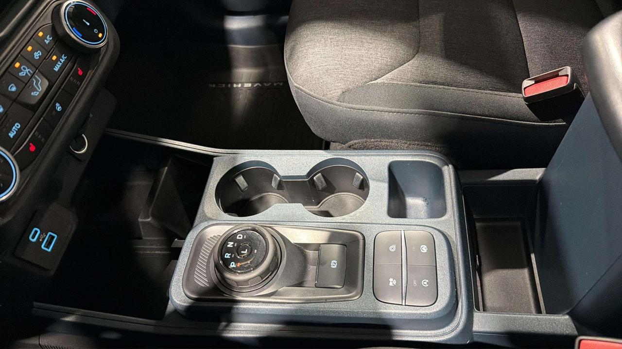 2024 Ford Maverick XLT | LUXURY PKG| BLACK APPEARANCE PKG| 18" ALLOYS Photo