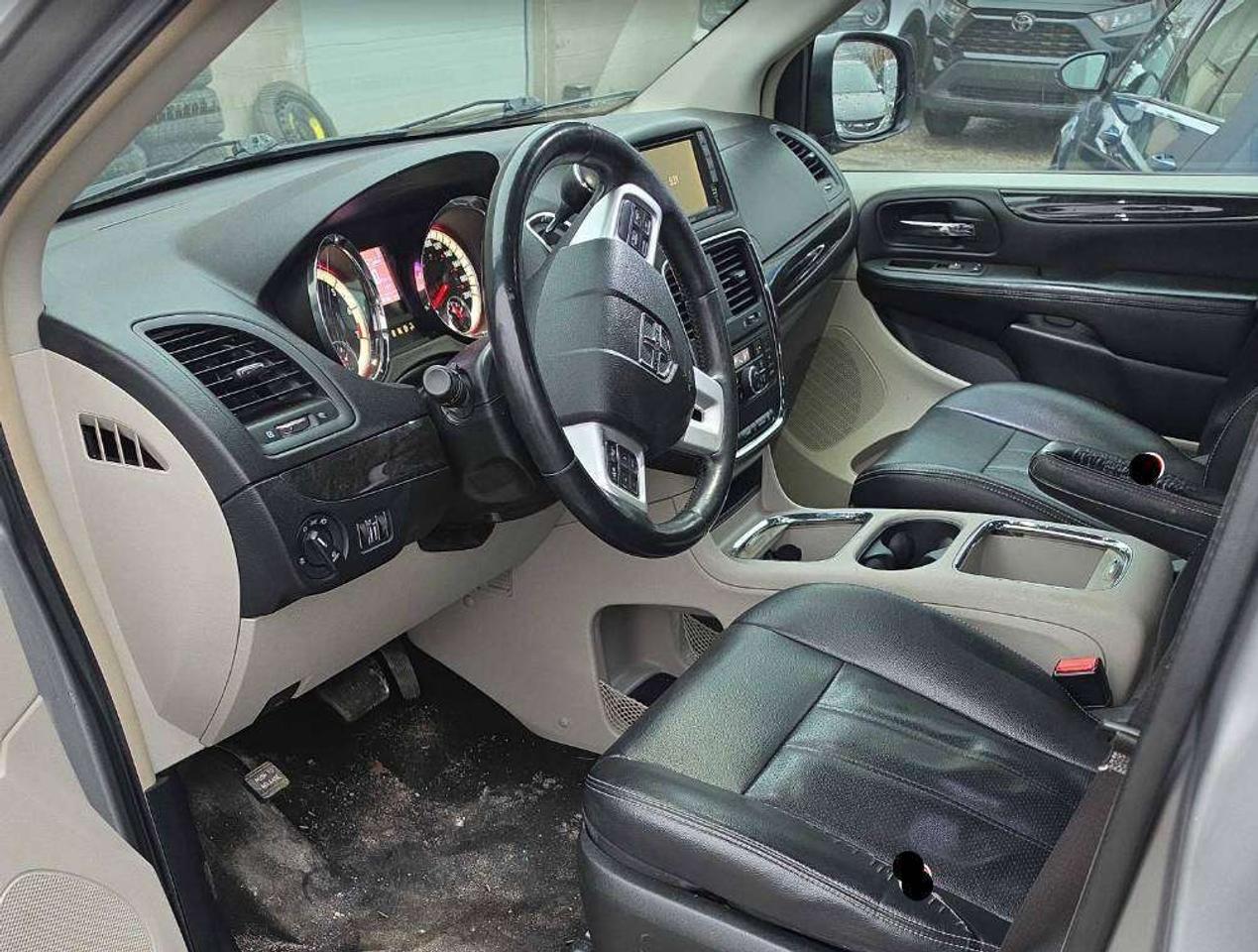 2017 Dodge Grand Caravan CREW PLUS | AS IS SPECIAL | POWER DOORS | Photo